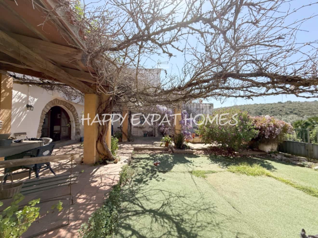 9 soveværelse Finca/Landehus til salg i Olivella - € 735.000 (Ref: 8931789)