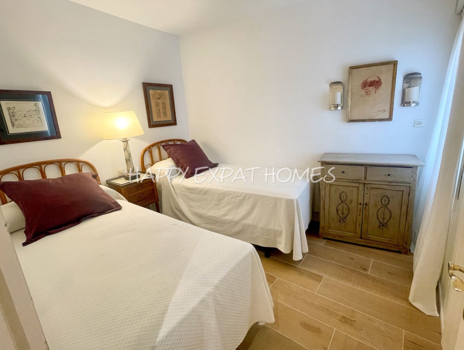 2 bedroom Apartment for rent in Sitges - € 2,200 (Ref: 8997549)