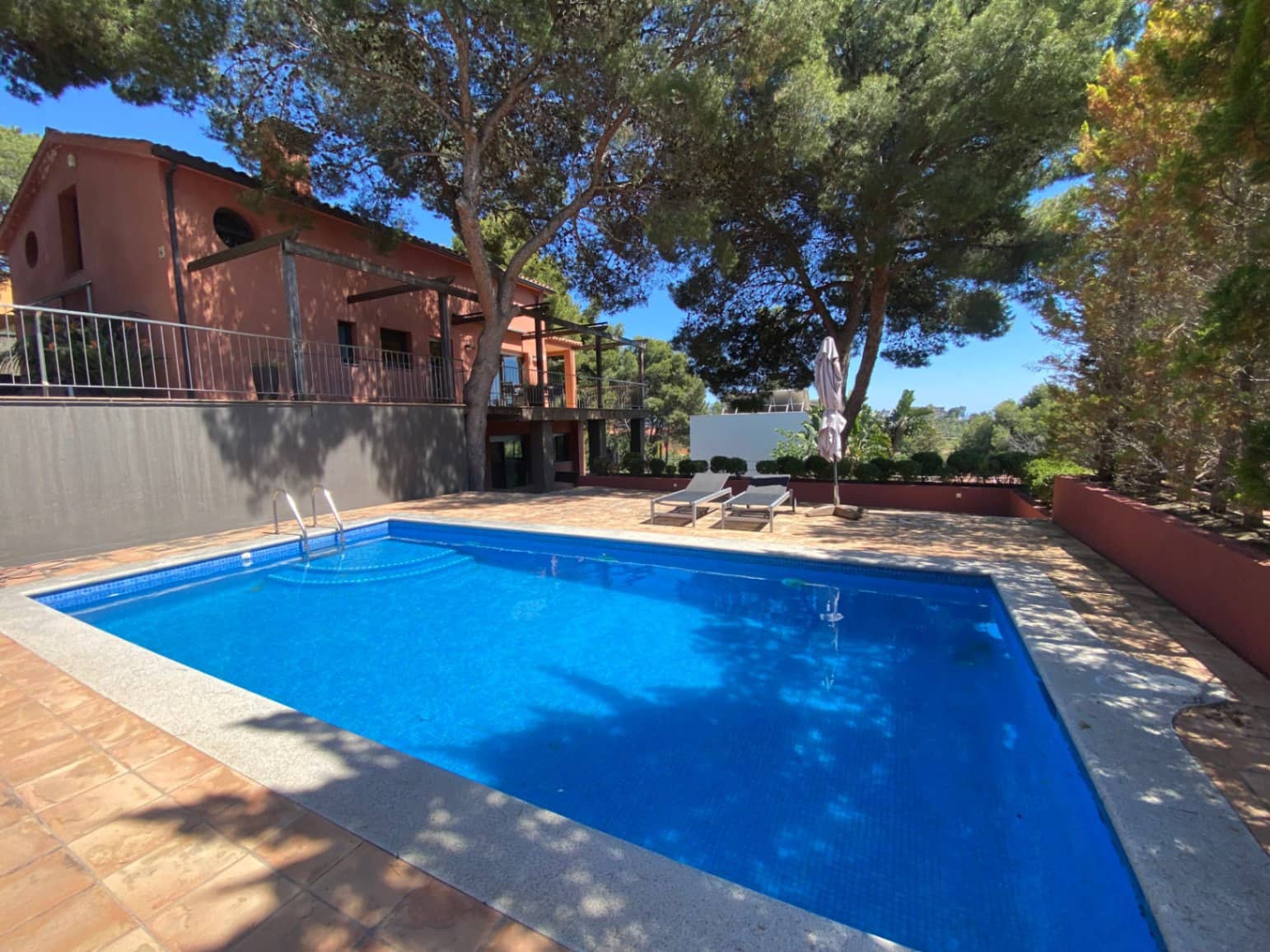 5 soveværelse Villa til salg i Castelldefels med swimmingpool garage - € 1.595.000 (Ref: 9031698)