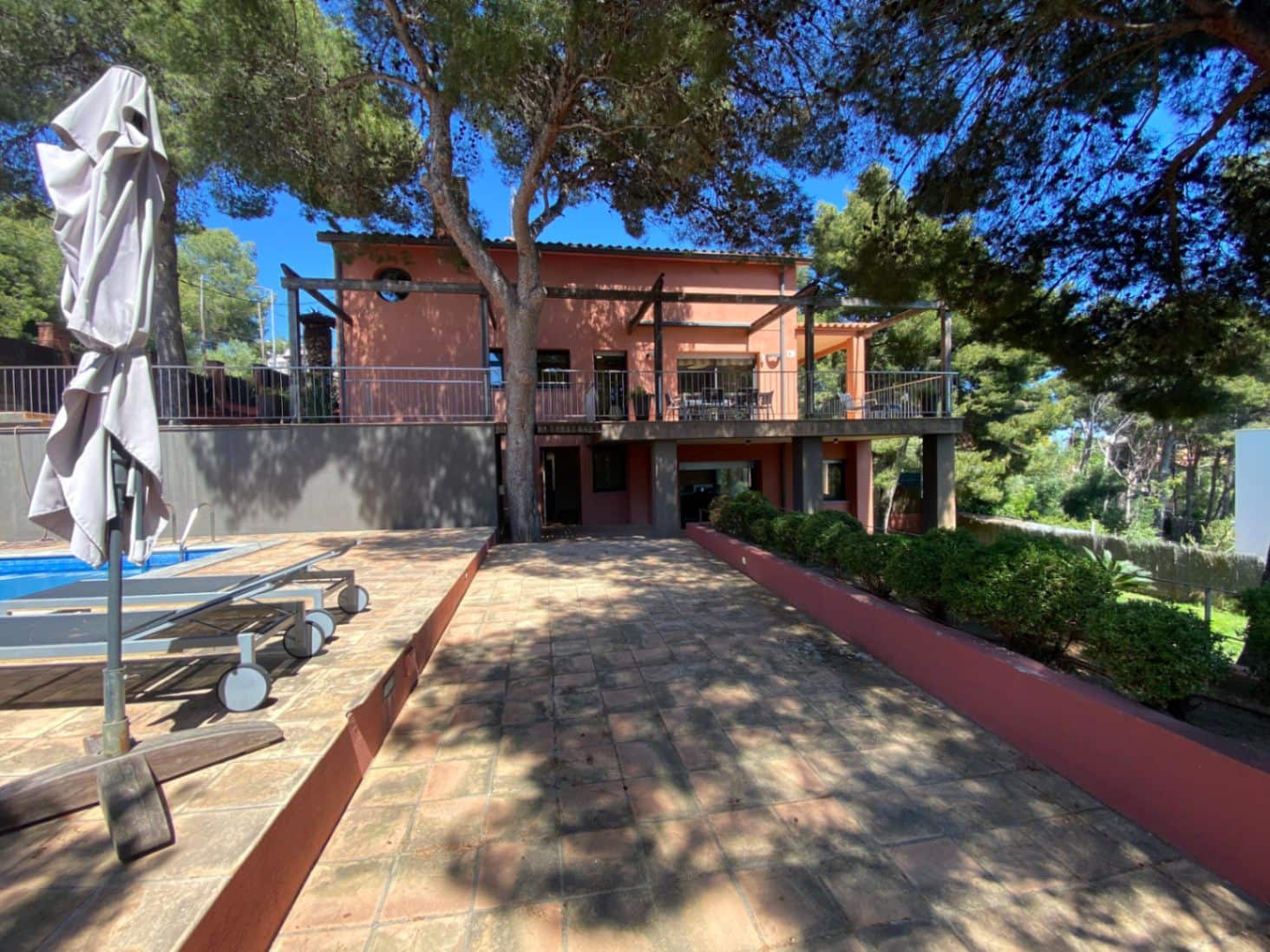 5 soveværelse Villa til salg i Castelldefels med swimmingpool garage - € 1.595.000 (Ref: 9031698)