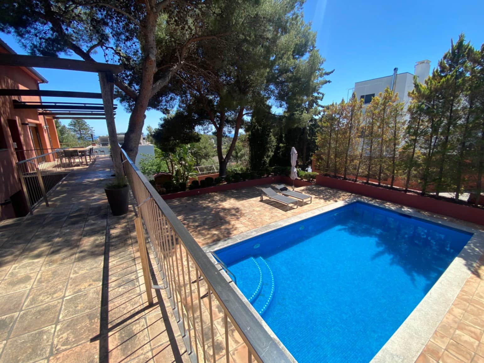 5 soveværelse Villa til salg i Castelldefels med swimmingpool garage - € 1.595.000 (Ref: 9031698)