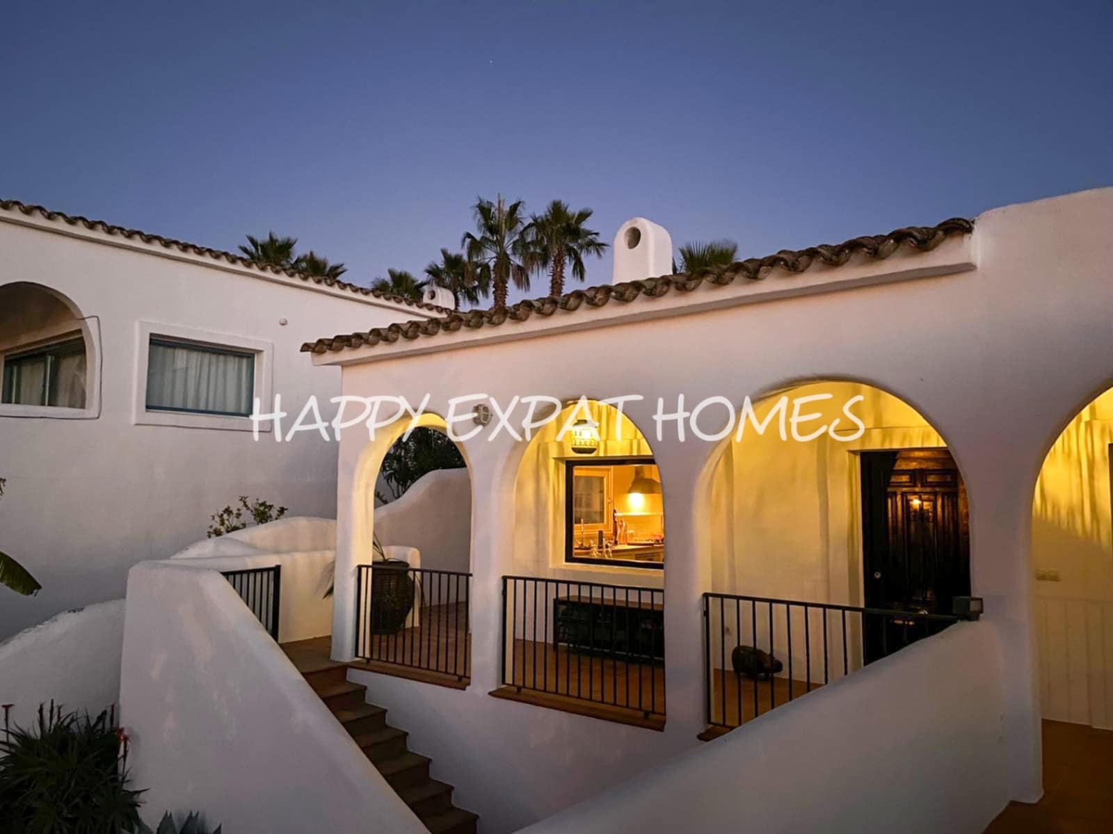 4 bedroom Villa for rent in Olivella with pool garage - € 4,000 (Ref: 9105833)