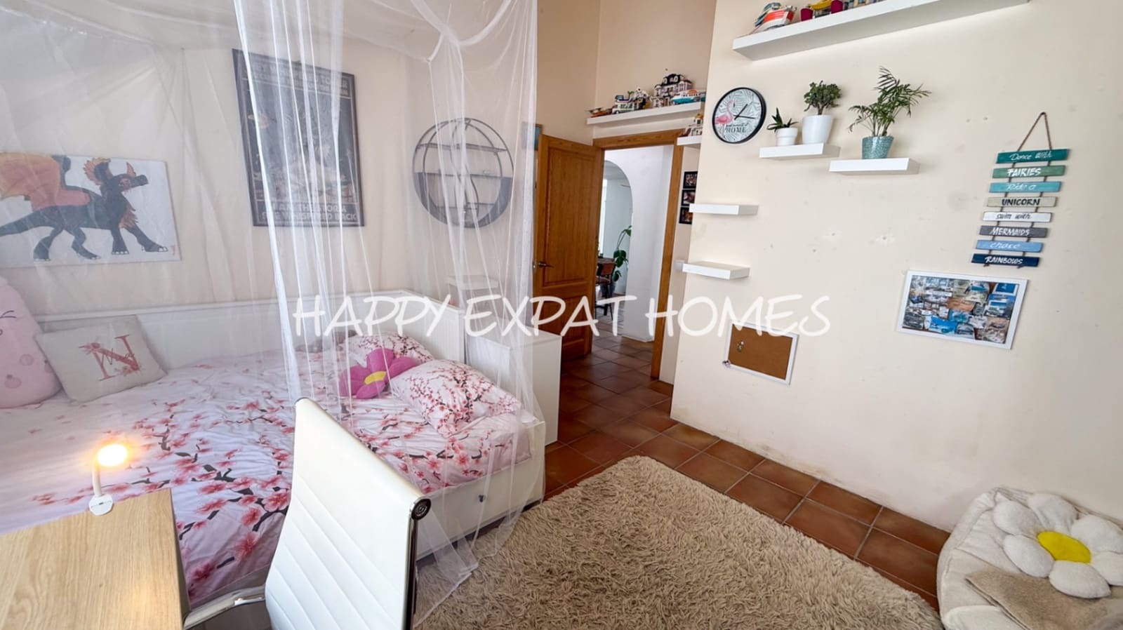 4 bedroom Villa for rent in Olivella with pool garage - € 4,000 (Ref: 9105833)