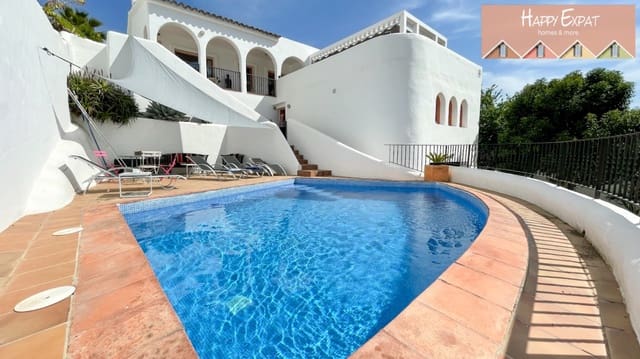 4 soveværelse Villa til leje i Olivella med swimmingpool garage - € 4.500 (Ref: 9105833)