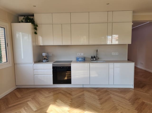 3 slaapkamer Flat te koop in Sitges - € 810.000 (Ref: 9109825)