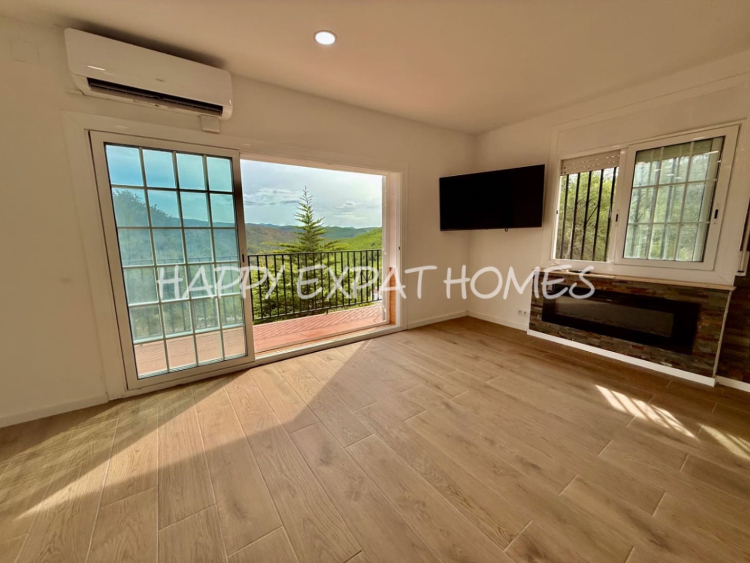 6 soverom Villa til salgs i Olivella med svømmebasseng garasje - € 720 000 (Ref: 9287186)