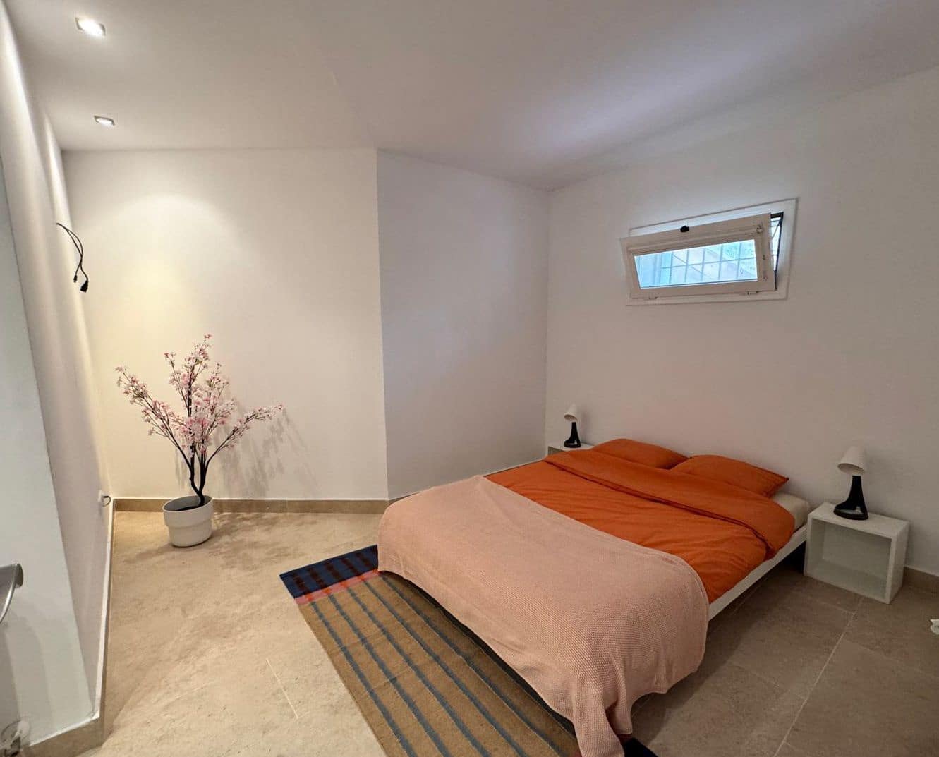 6 bedroom Villa for sale in Barcelona city with pool garage - € 1,275,000 (Ref: 9341748)