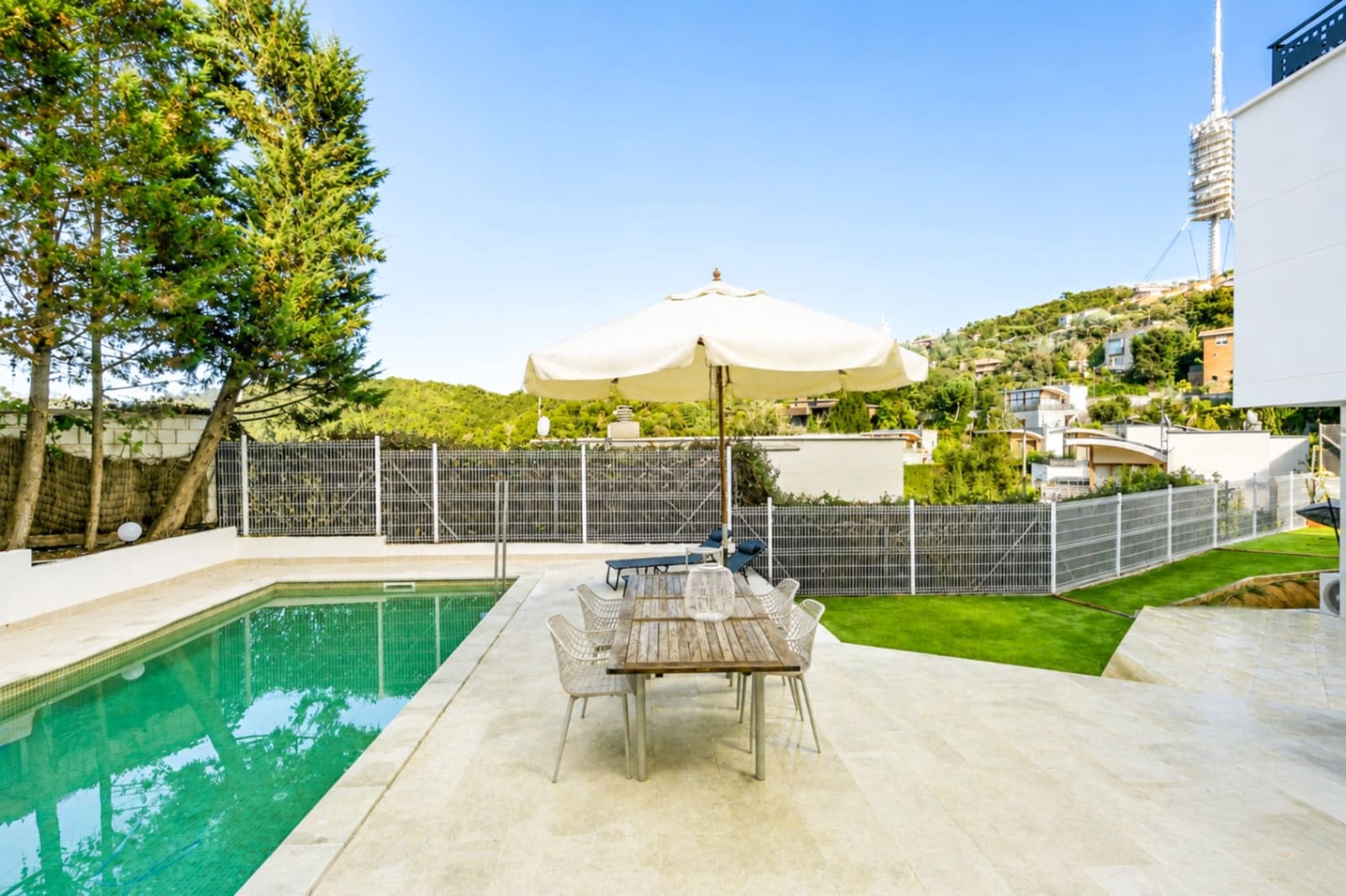 6 chambre Villa/Maison à vendre à Barcelone ville avec piscine garage - 1 220 000 € (Ref: 9341748)