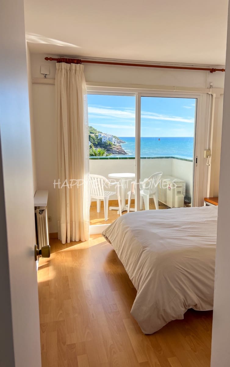 3 makuuhuone Asunto myytävänä paikassa Sitges mukana uima-altaan - 650 000 € (Ref: 9346877)