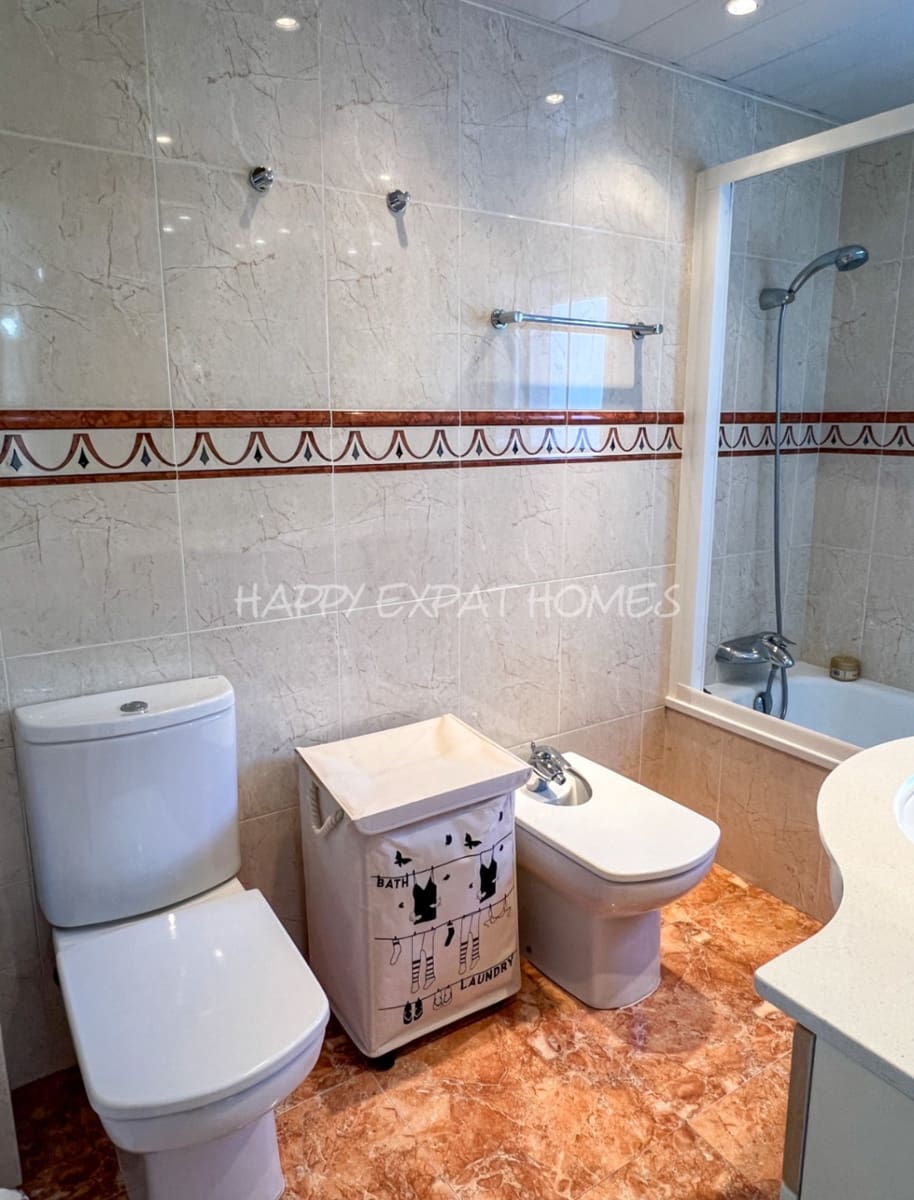 3 makuuhuone Asunto myytävänä paikassa Sitges mukana uima-altaan - 650 000 € (Ref: 9346877)