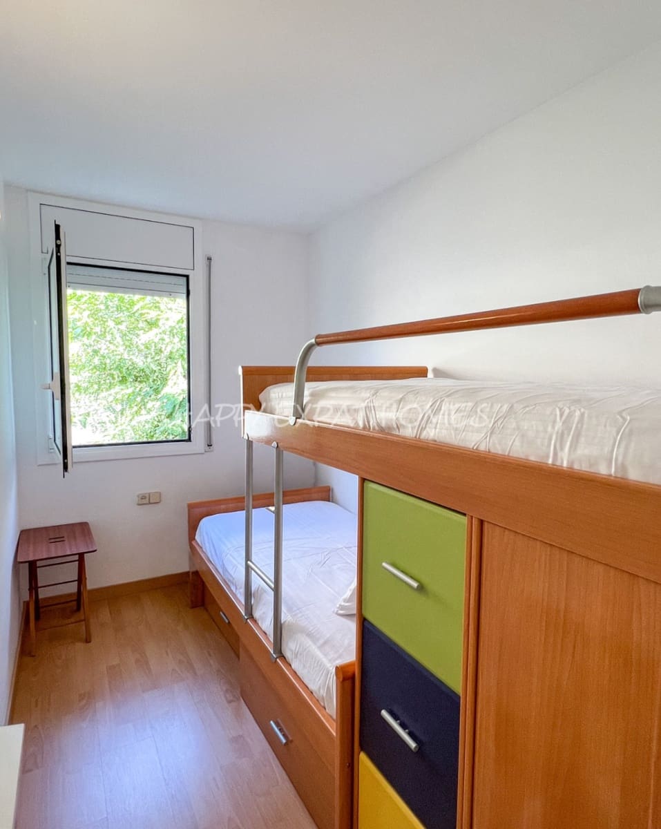 3 makuuhuone Asunto myytävänä paikassa Sitges mukana uima-altaan - 650 000 € (Ref: 9346877)