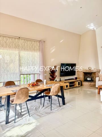 4 bedroom Villa for sale in Olivella - € 690,000 (Ref: 9362867)