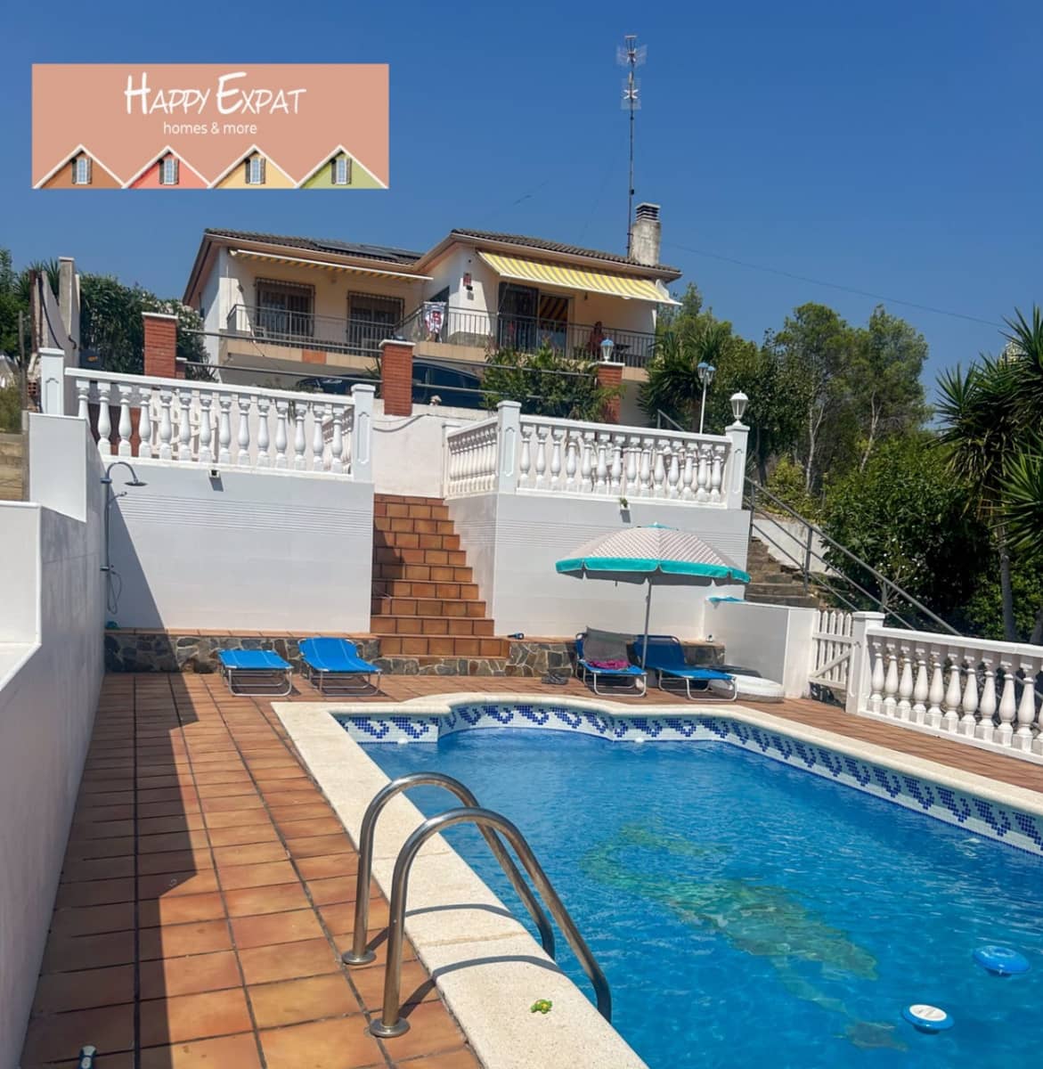 5 soverom Villa til salgs i Olivella med svømmebasseng garasje - € 370 000 (Ref: 9609568)