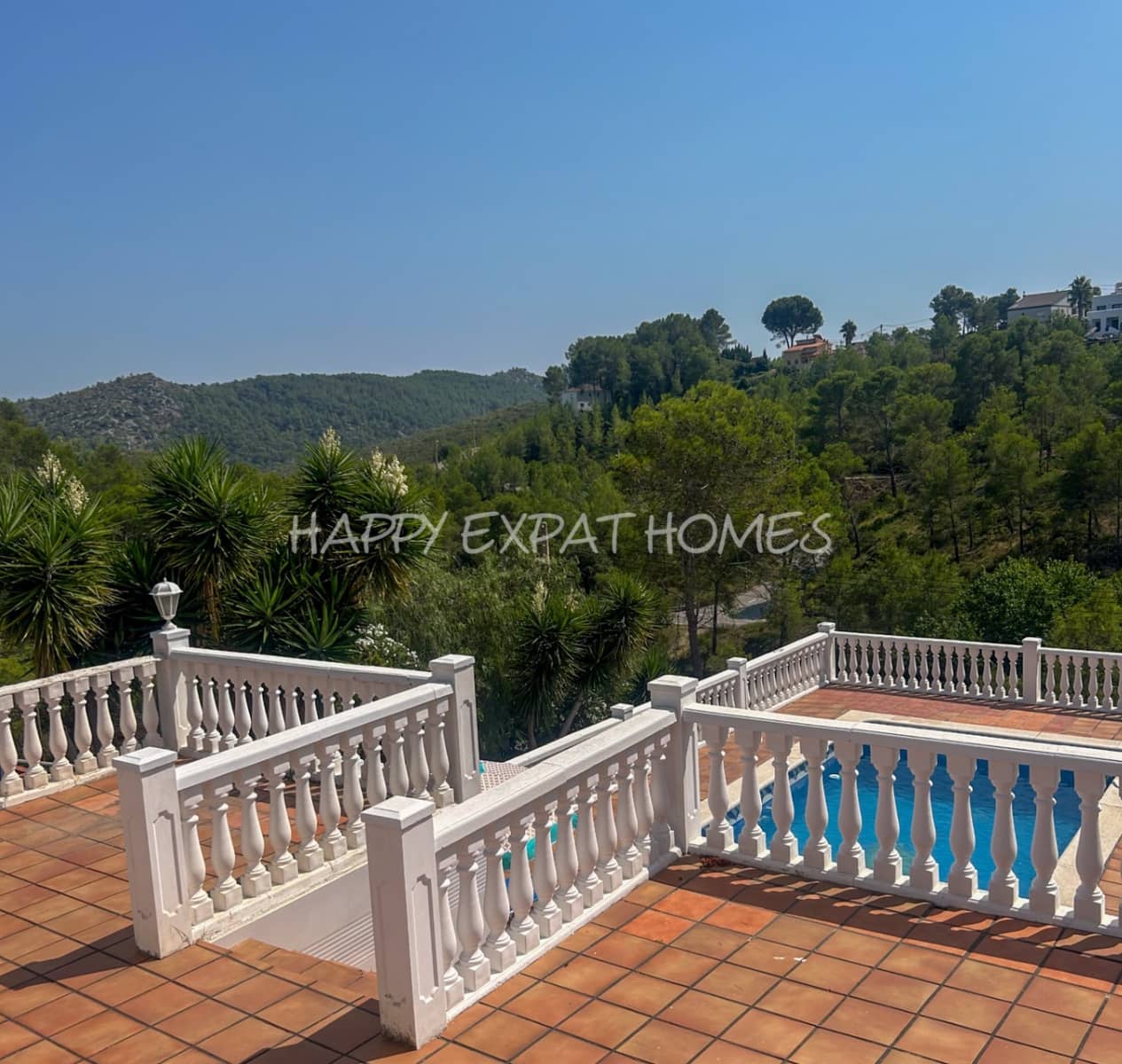 5 soverom Villa til salgs i Olivella med svømmebasseng garasje - € 370 000 (Ref: 9609568)