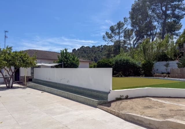5 chambre Villa/Maison à vendre à Olivella avec piscine garage - 370 000 € (Ref: 9609568)