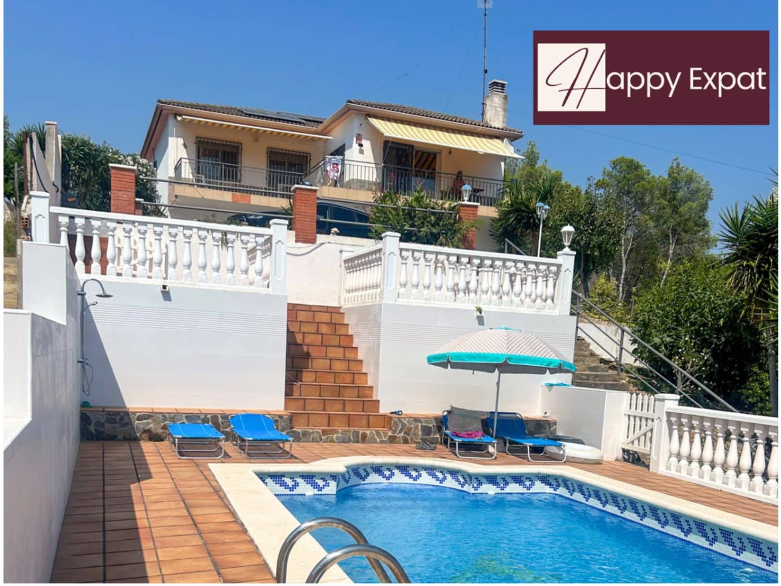 5 bedroom Villa for sale in Olivella with pool garage - € 370,000 (Ref: 9609568)