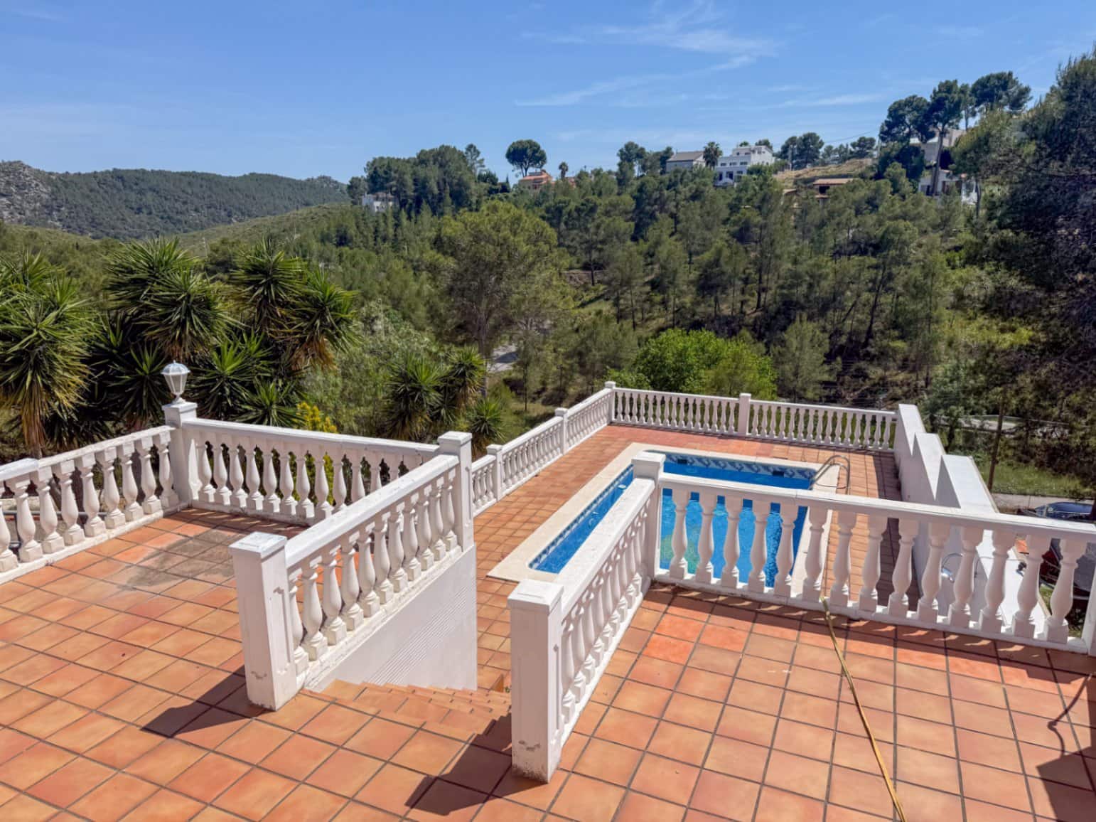 5 bedroom Villa for sale in Olivella with pool garage - € 370,000 (Ref: 9609568)