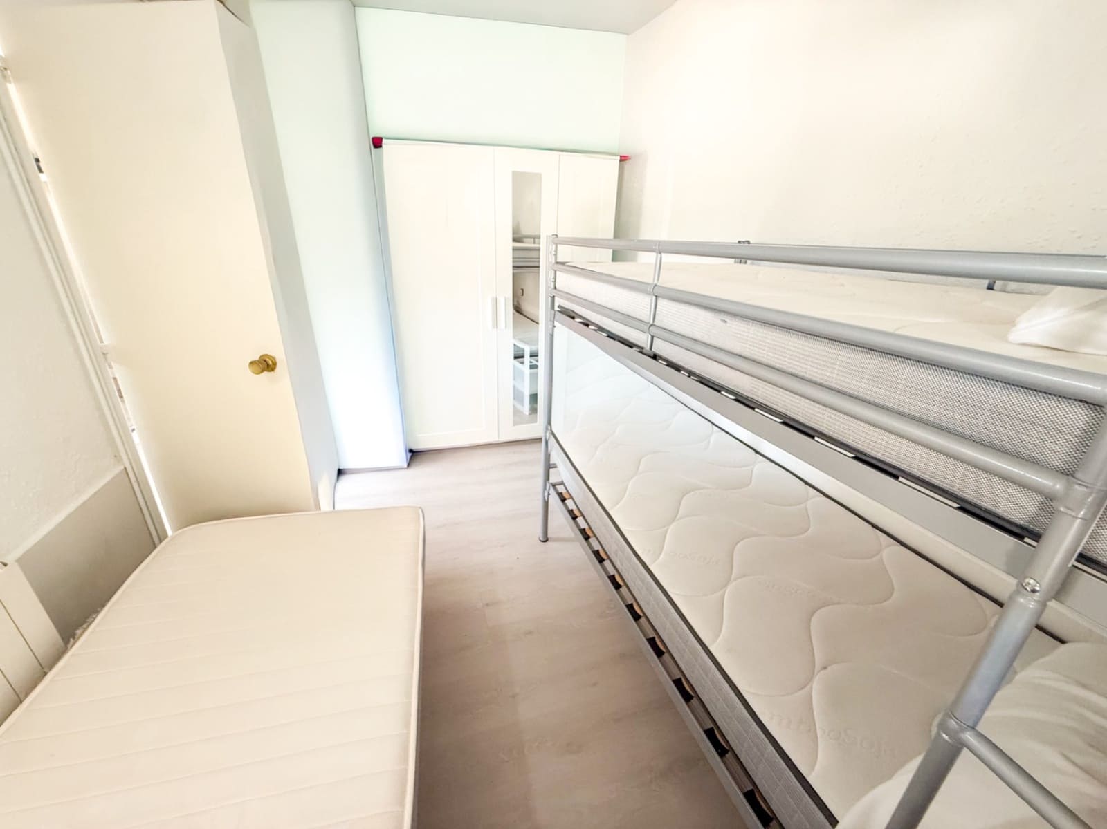 5 bedroom Villa for sale in Olivella with pool garage - € 370,000 (Ref: 9609568)