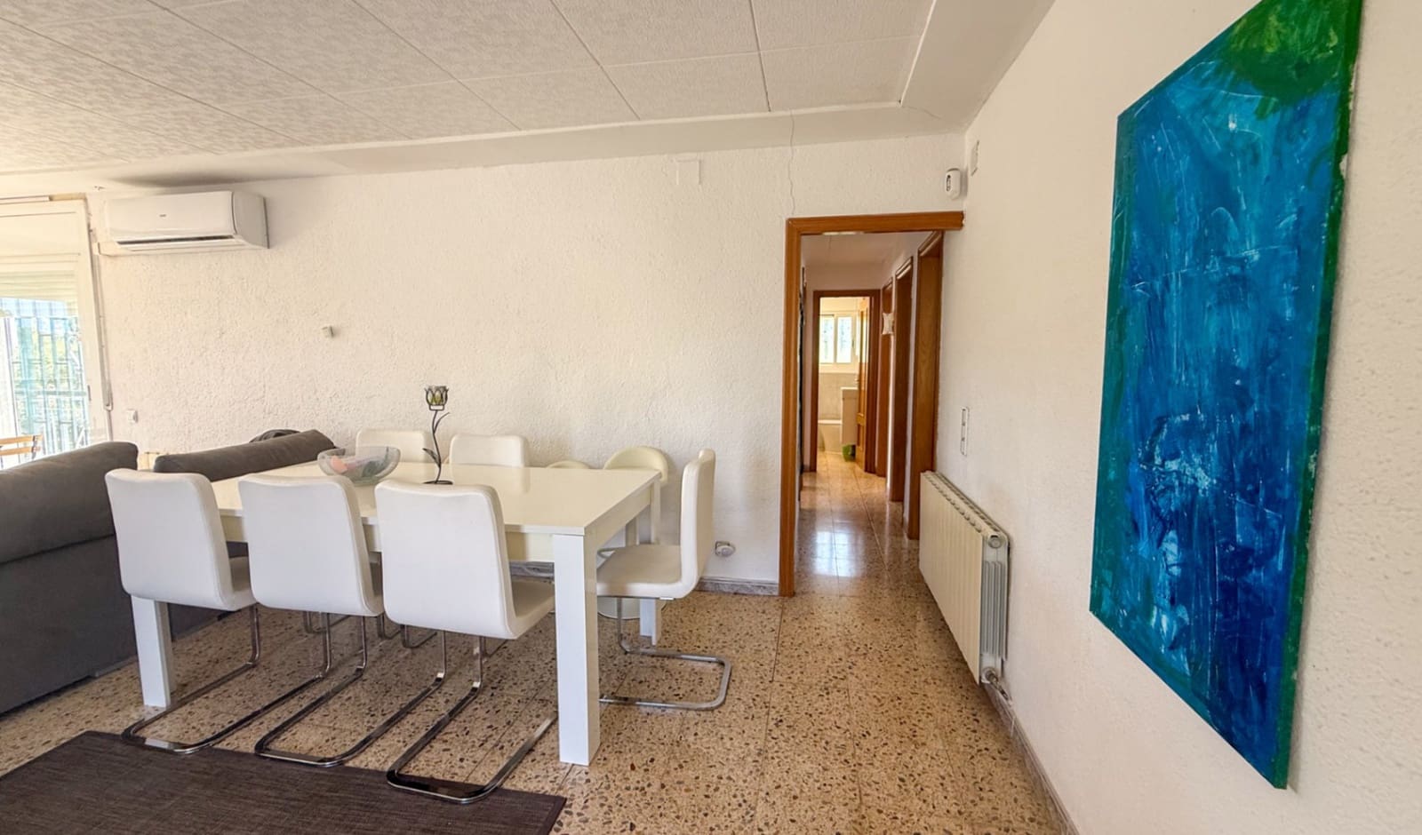 5 bedroom Villa for sale in Olivella with pool garage - € 370,000 (Ref: 9609568)