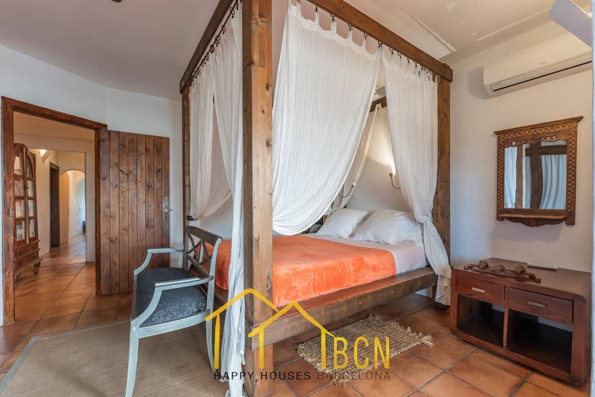 7 chambre Villa/Maison à vendre à Sant Pere de Ribes avec piscine garage - 679 000 € (Ref: 9650706)