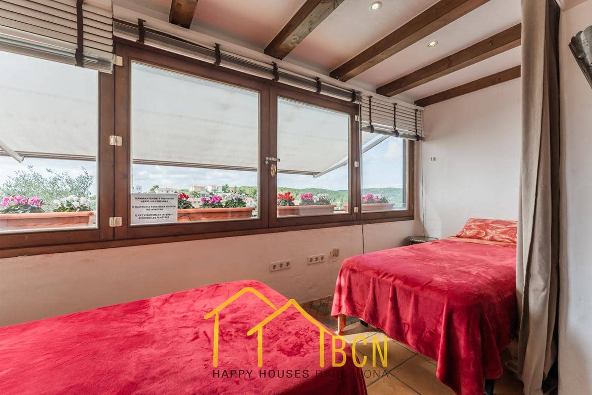 7 chambre Villa/Maison à vendre à Sant Pere de Ribes avec piscine garage - 679 000 € (Ref: 9650706)