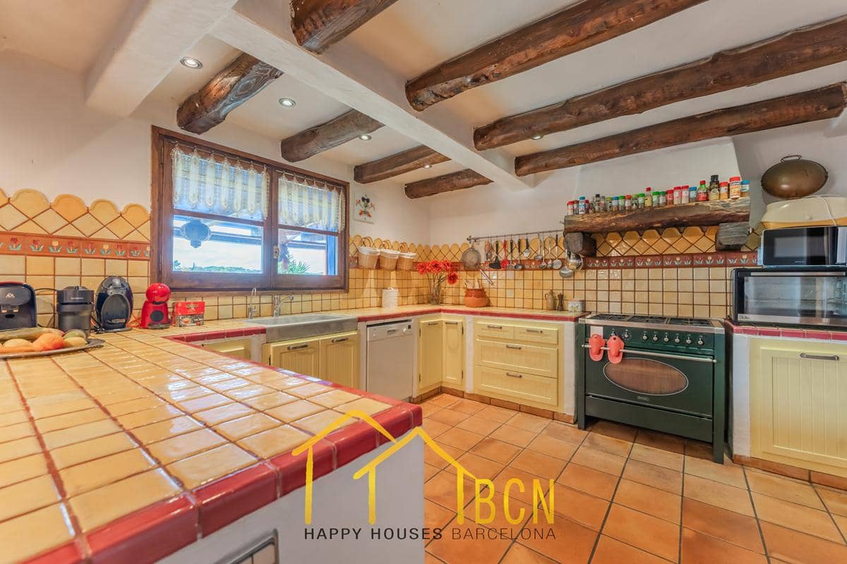 7 chambre Villa/Maison à vendre à Sant Pere de Ribes avec piscine garage - 679 000 € (Ref: 9650706)