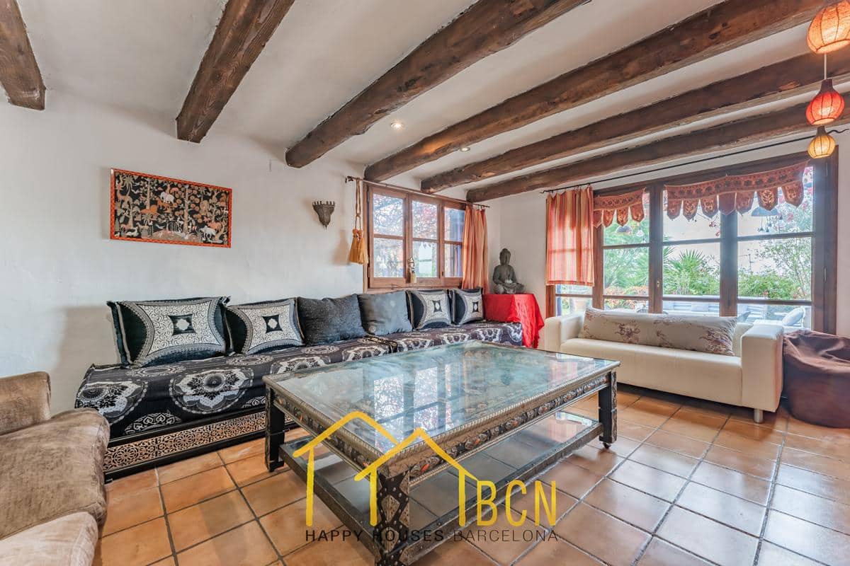 7 chambre Villa/Maison à vendre à Sant Pere de Ribes avec piscine garage - 679 000 € (Ref: 9650706)