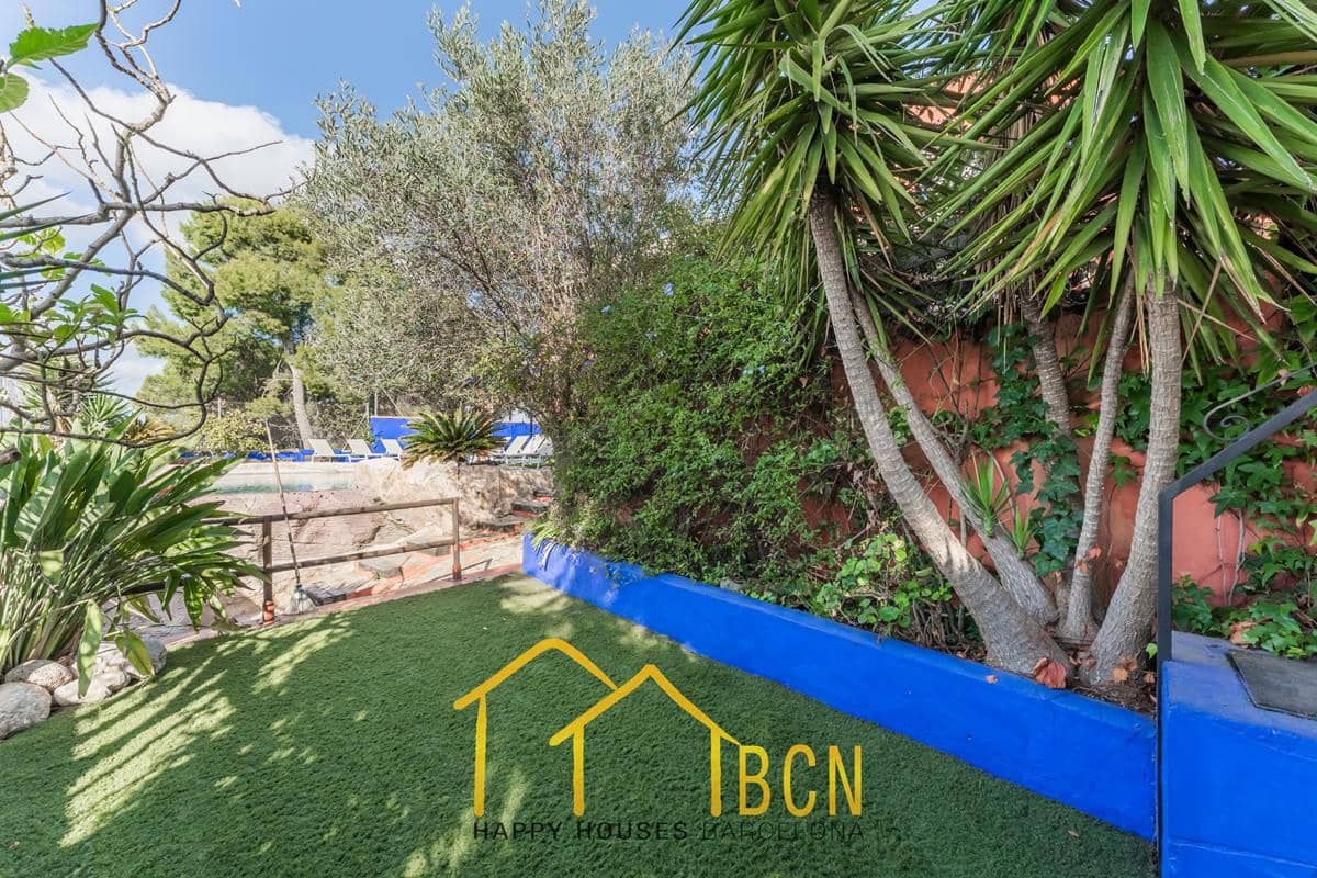 7 chambre Villa/Maison à vendre à Sant Pere de Ribes avec piscine garage - 679 000 € (Ref: 9650706)