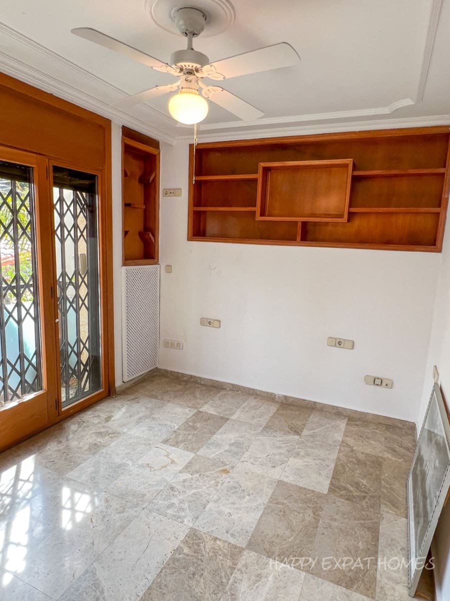 6 Zimmer Villa zu vermieten in Sant Just Desvern mit Pool Garage - 4.500 € (Ref: 9731676)