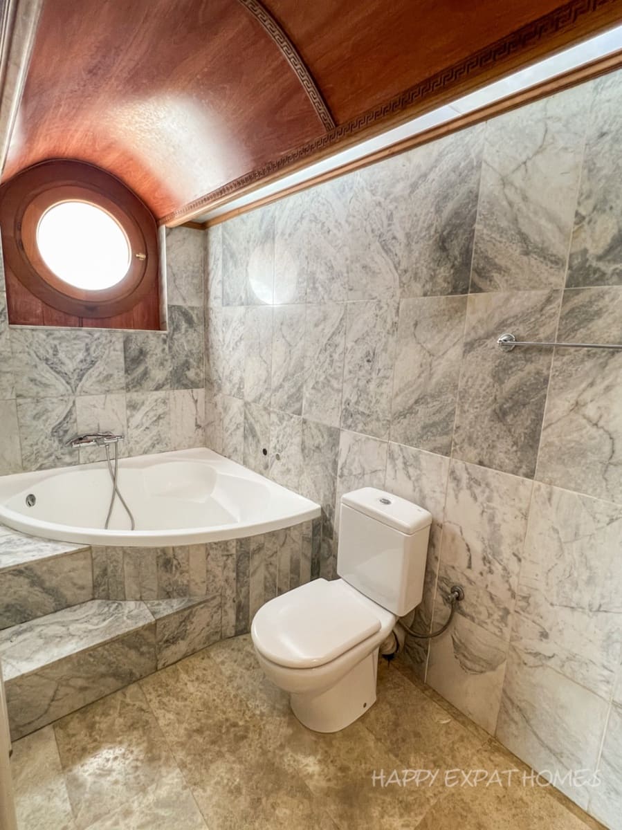 6 Zimmer Villa zu vermieten in Sant Just Desvern mit Pool Garage - 4.500 € (Ref: 9731676)