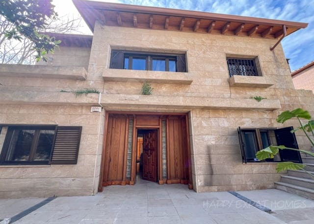 6 Zimmer Villa zu vermieten in Sant Just Desvern mit Pool Garage - 4.500 € (Ref: 9731676)