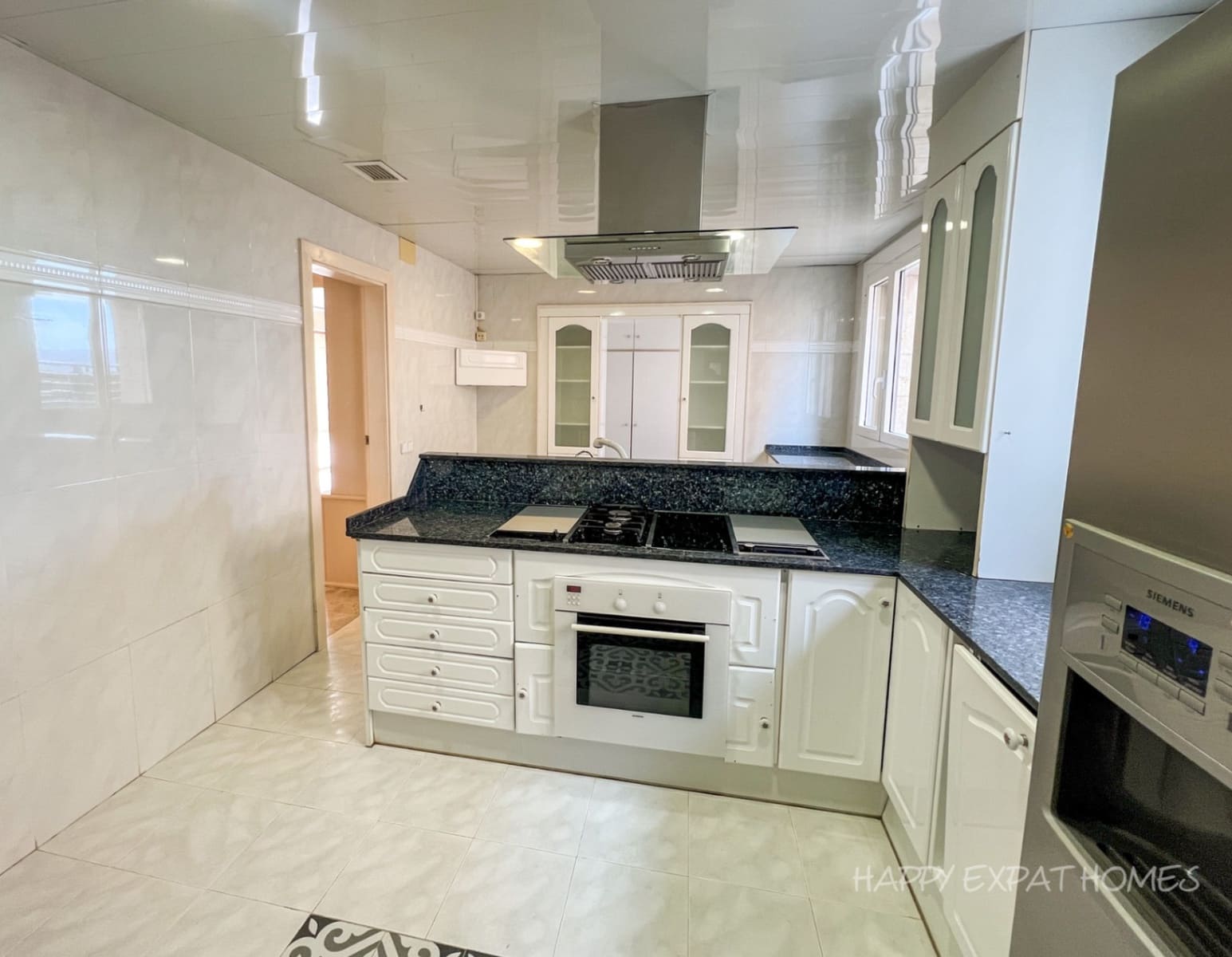 6 Zimmer Villa zu vermieten in Sant Just Desvern mit Pool Garage - 4.500 € (Ref: 9731676)