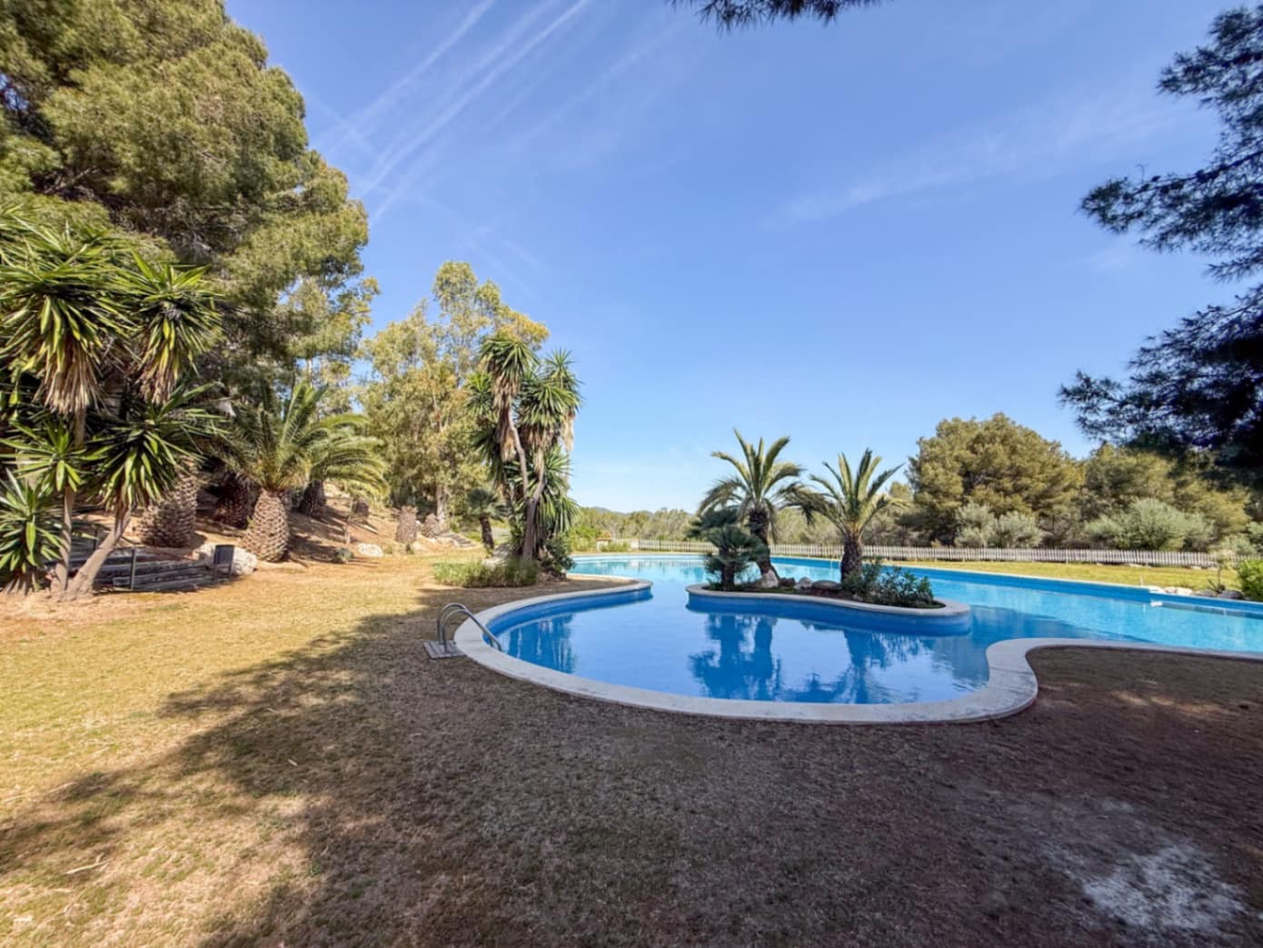 4 soveværelse Villa til salg i Sitges - € 840.000 (Ref: 9793503)