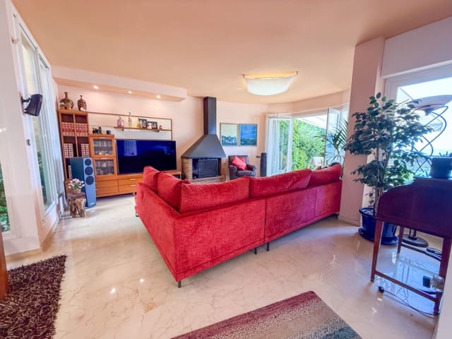 4 makuuhuone Huvila myytävänä paikassa Sitges - 840 000 € (Ref: 9793503)