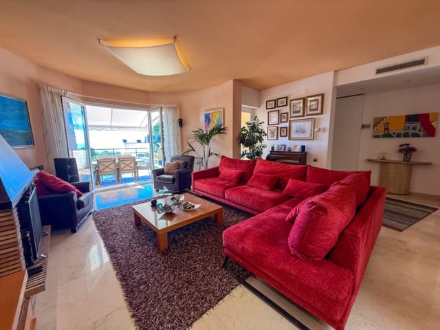 4 makuuhuone Huvila myytävänä paikassa Sitges - 840 000 € (Ref: 9793503)