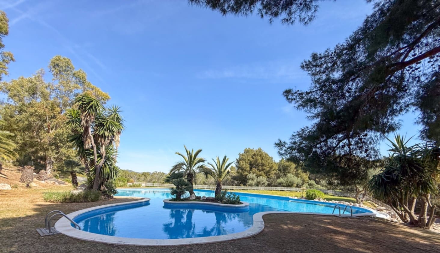 4 soveværelse Villa til salg i Sitges - € 840.000 (Ref: 9793503)
