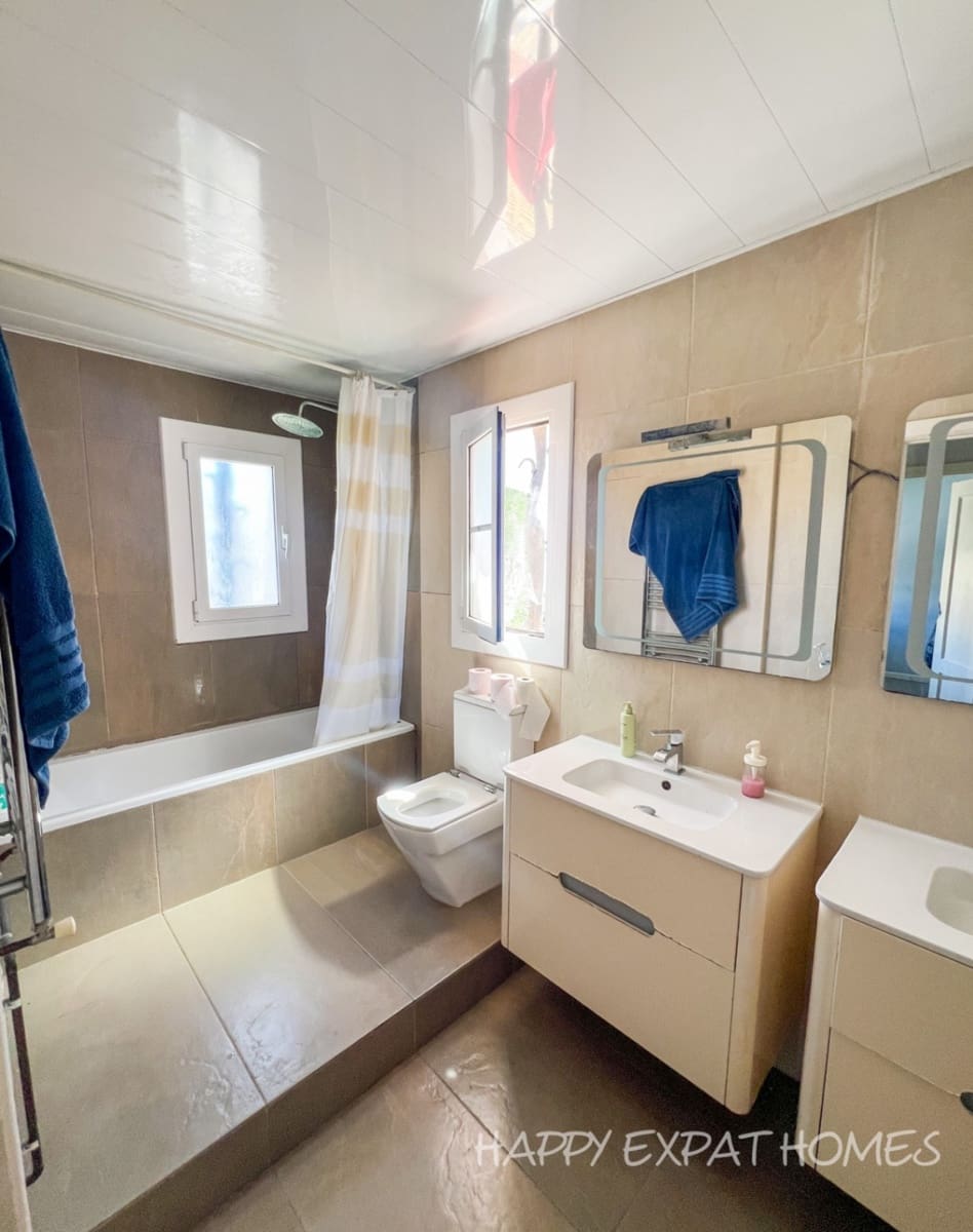 5 chambre Villa/Maison à vendre à Sant Pere de Ribes avec piscine garage - 460 000 € (Ref: 9795532)