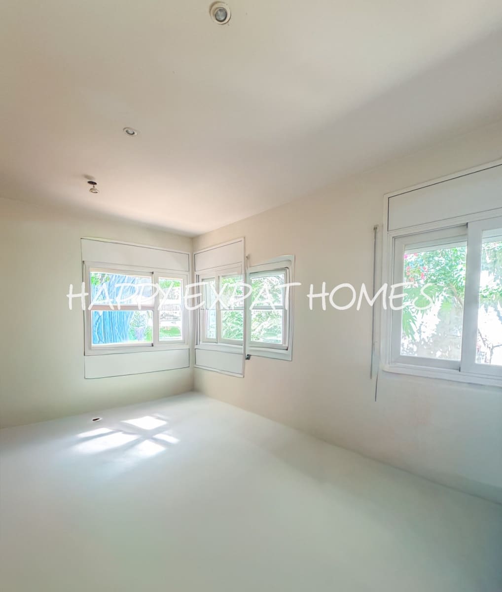 4 bedroom Villa for sale in Sitges with pool garage - € 1,190,000 (Ref: 9797612)