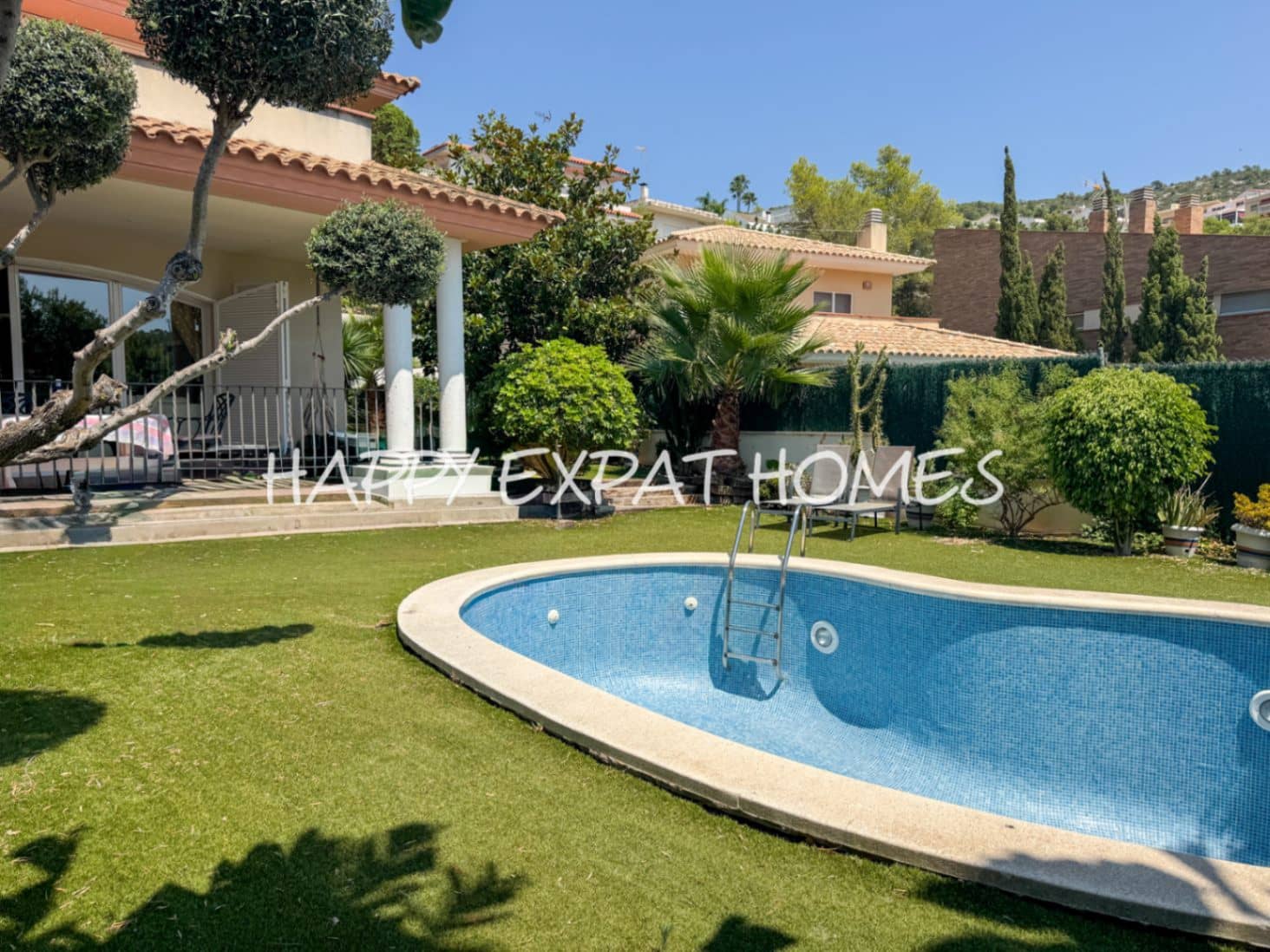 4 bedroom Villa for sale in Sitges with pool garage - € 1,190,000 (Ref: 9797612)