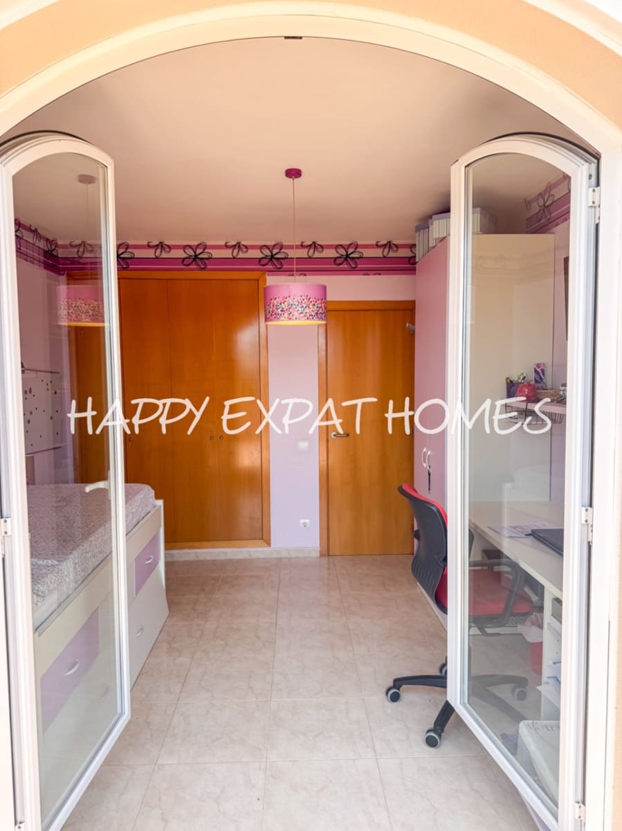 4 bedroom Villa for sale in Sitges with pool garage - € 1,190,000 (Ref: 9797612)