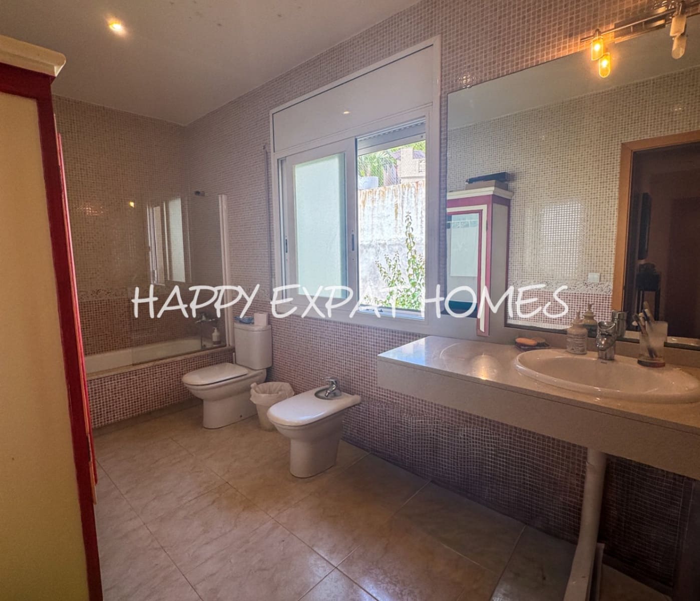 4 bedroom Villa for sale in Sitges with pool garage - € 1,190,000 (Ref: 9797612)