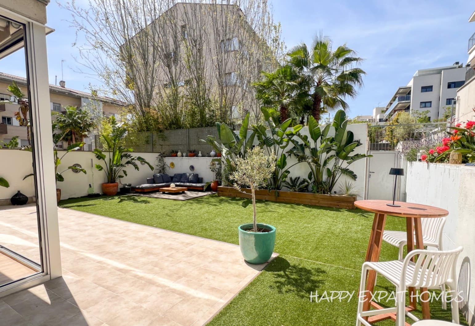 Piso de 3 habitaciones en Sitges en venta con piscina garaje - 795.000 € (Ref: 9798384)
