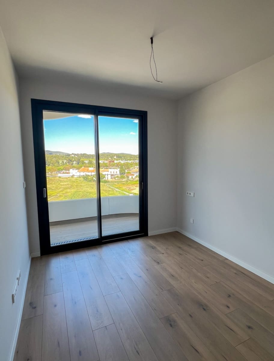 2 bedroom Apartment for rent in Sant Pere de Ribes with pool garage - € 1,700 (Ref: 9833035)