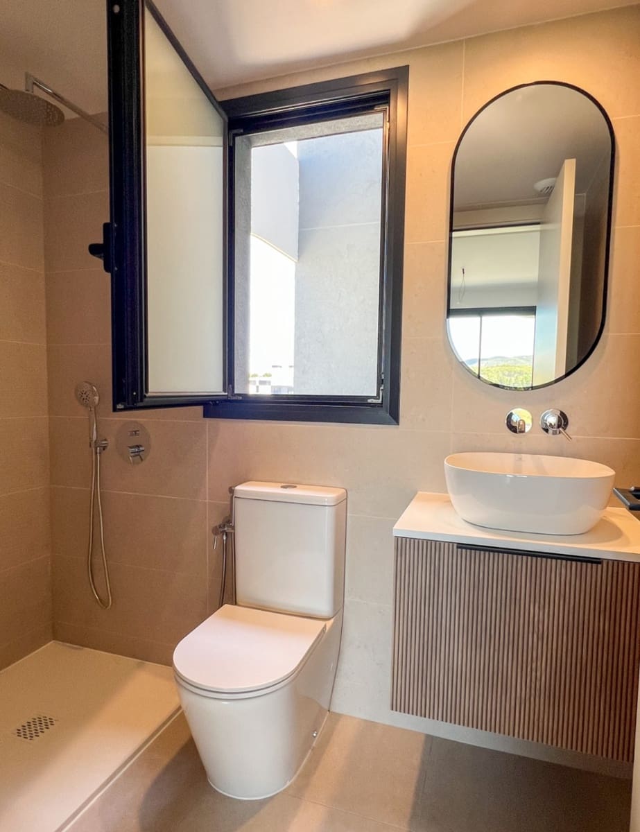 2 bedroom Apartment for rent in Sant Pere de Ribes with pool garage - € 1,700 (Ref: 9833035)