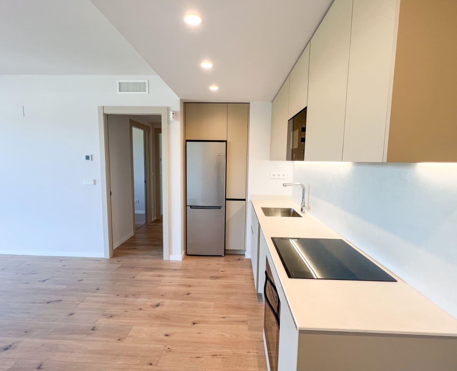 2 bedroom Apartment for rent in Sant Pere de Ribes with pool garage - € 1,700 (Ref: 9833035)