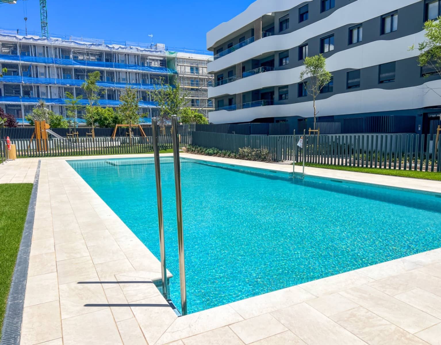 2 bedroom Apartment for rent in Sant Pere de Ribes with pool garage - € 1,700 (Ref: 9833035)