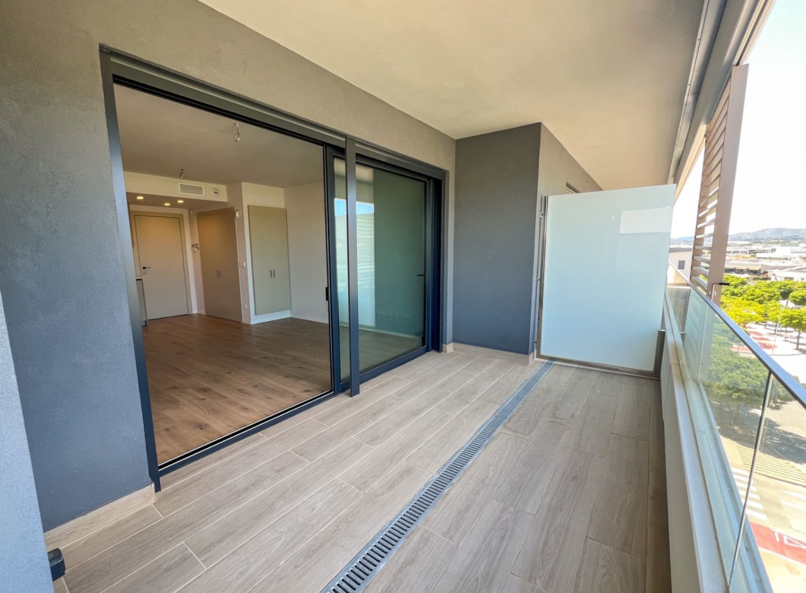 2 bedroom Apartment for rent in Sant Pere de Ribes with pool garage - € 1,700 (Ref: 9833035)