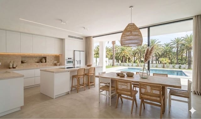 4 sypialnia Willa na sprzedaż w Sitges z basenem garażem - 1 995 000 € (Ref: 9880240)