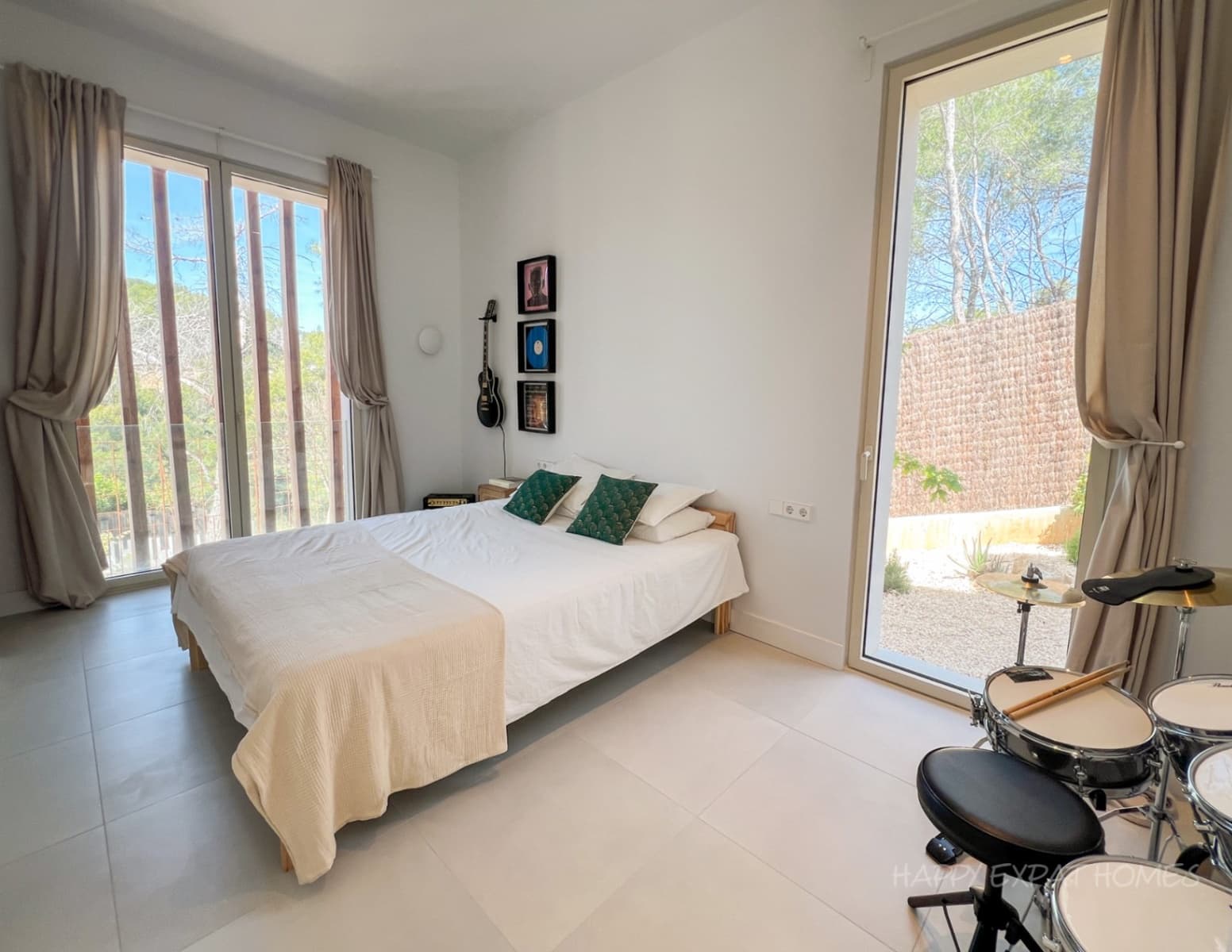 4 soverom Villa til salgs i Sant Pere de Ribes med svømmebasseng garasje - € 1 295 000 (Ref: 9943794)