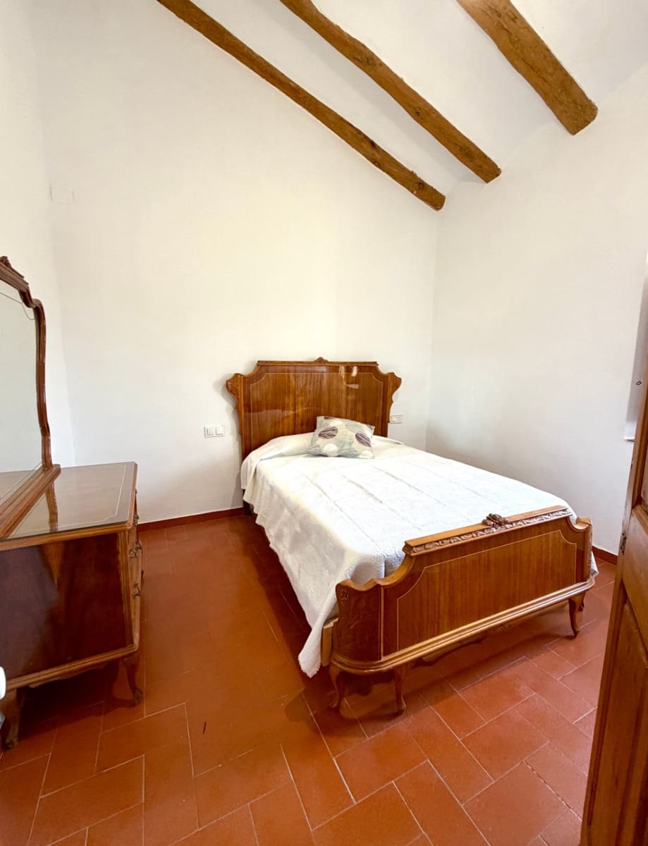 4 slaapkamer Finca/Landhuis te huur in Olerdola met zwembad garage - € 3.500 (Ref: 9956679)